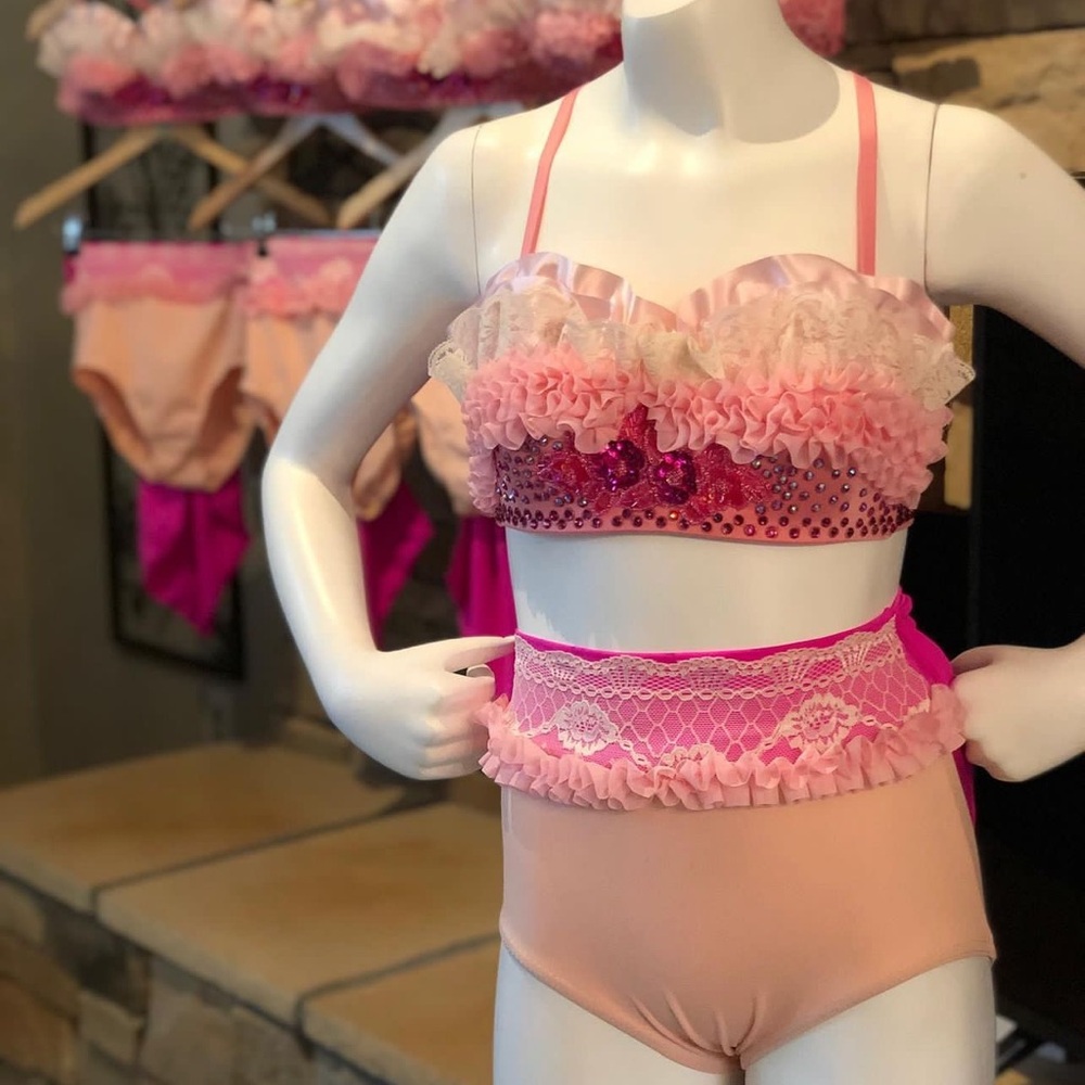 Adult customers dance costume